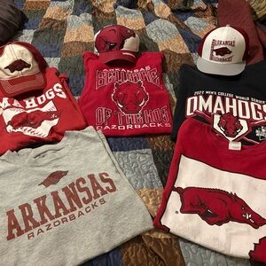 Razorbacks Hat and T-shirt Combo Set